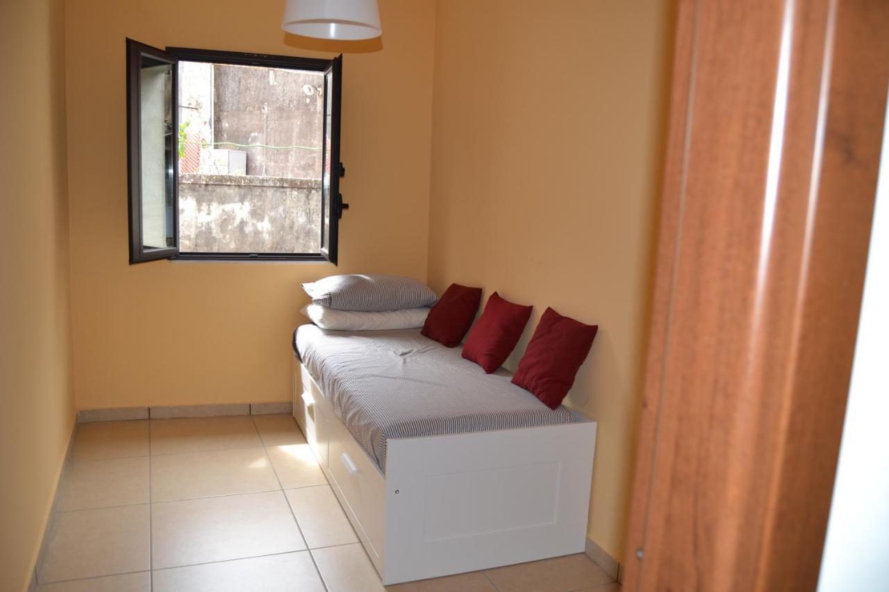 Chez Amelie & Jean-Louis Apartment Catania Exterior photo